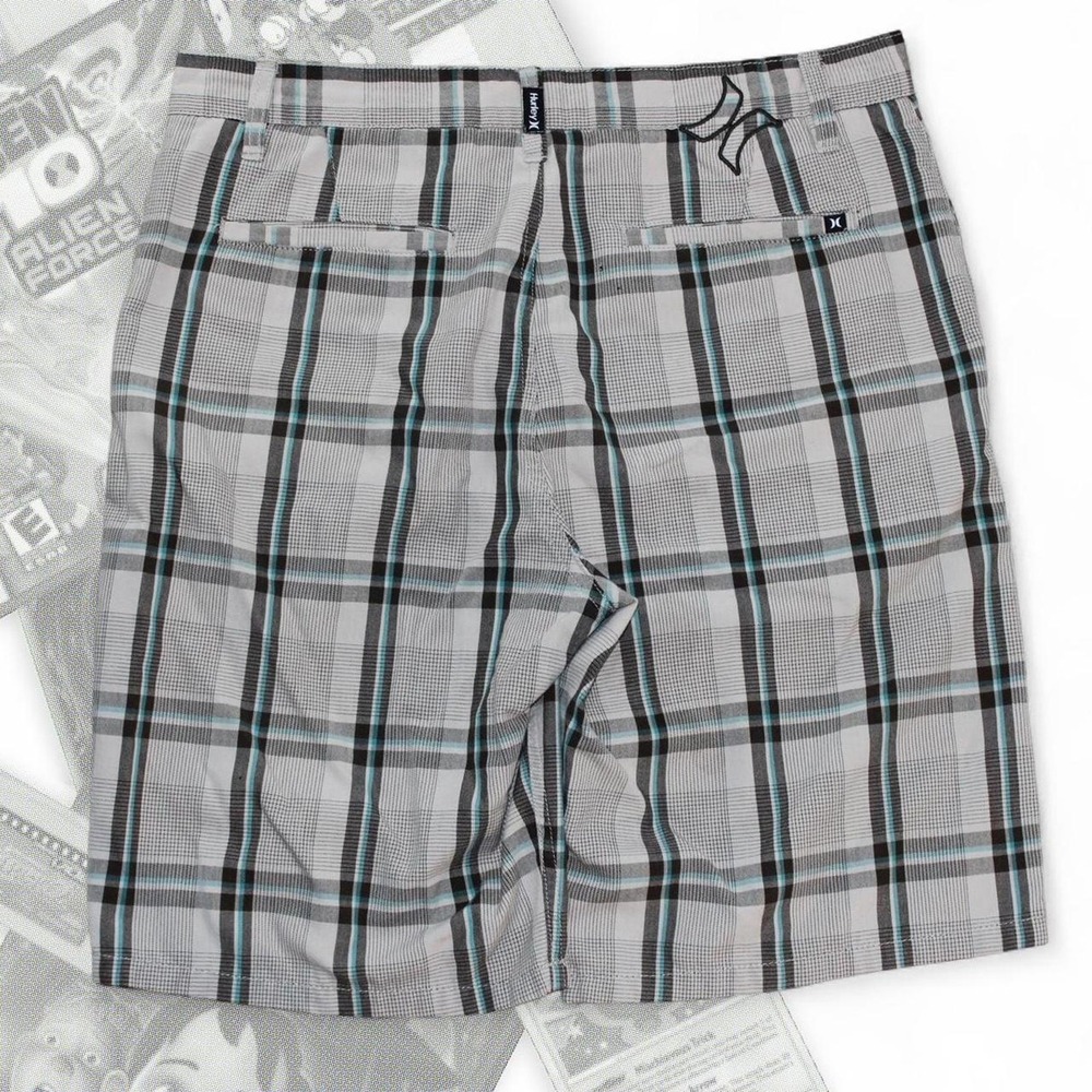 Y2K Tan / Blue Plaid Hurley Skater Board Shorts